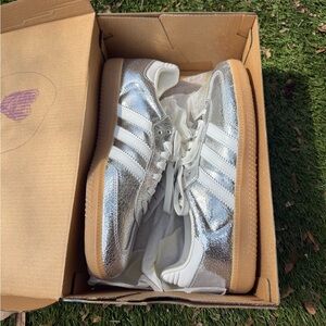 Silver Sambas